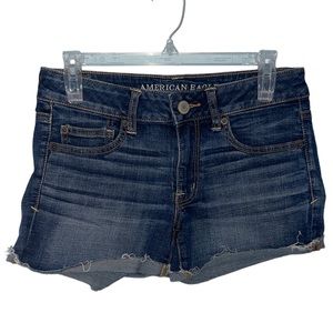 Women’s American Eagle Jean Shorts Size 6